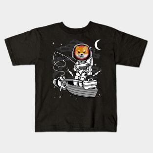 Astronaut Fishing Shiba Inu Coin To The Moon Shib Army Crypto Token Cryptocurrency Blockchain Wallet Birthday Gift For Men Women Kids Kids T-Shirt